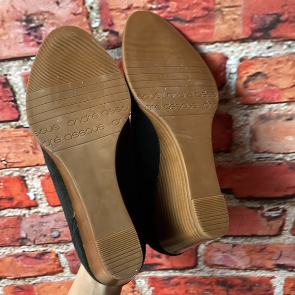 Black Suede Andre Assous Palmer Wedge Chelsea Western-Style Booties - Picture 15 of 17